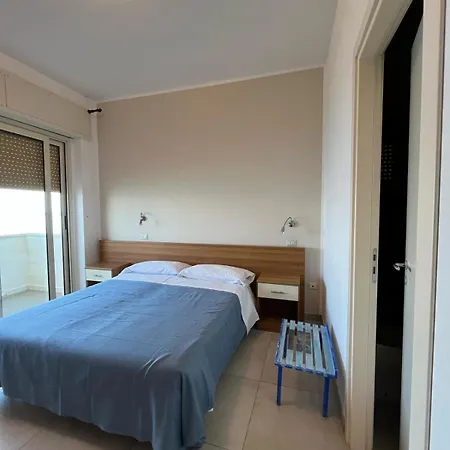 Hotel Riviera 3*