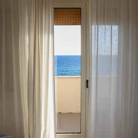Отель Riviera