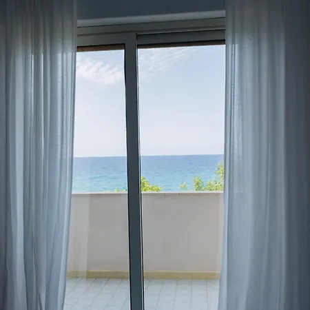 Riviera Отель