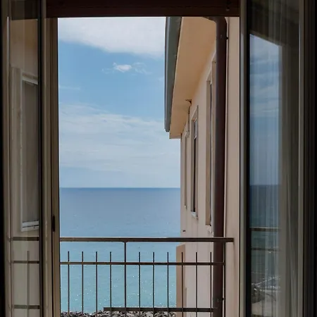 Riviera Szálloda 3*